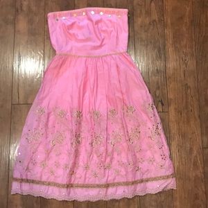 Express Size 4 Strapless Dress